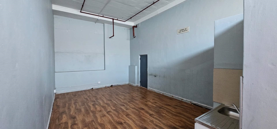 To Let commercial Property for Rent in Elsies River Industrial Western Cape
